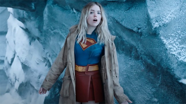 تلتقي كارا بكريبتو في الحدث الكبير لسوبر بول Supergirl 